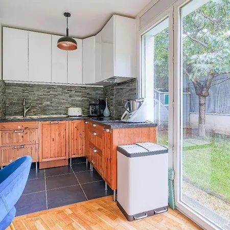 Stunning 3bedroom With Garden In Prestigious Area I Eiffel Tower Within 15 Minutes' Drive 公寓 *