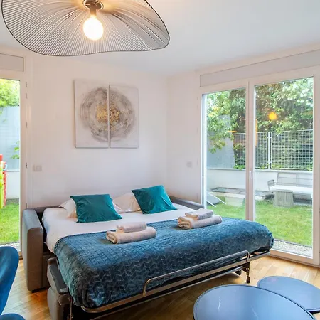 Stunning 3bedroom With Garden In Prestigious Area I Eiffel Tower Within 15 Minutes' Drive Issy-les-Moulineaux