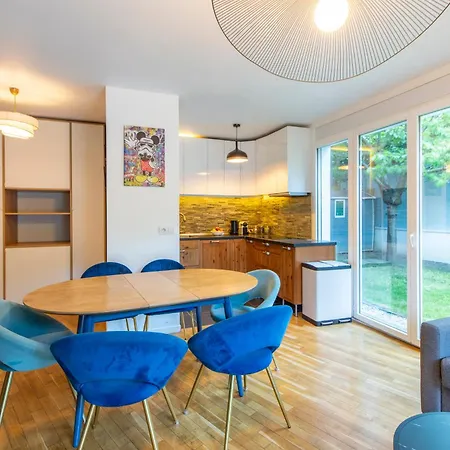 Stunning 3bedroom With Garden In Prestigious Area I Eiffel Tower Within 15 Minutes' Drive Apartment Issy-les-Moulineaux
