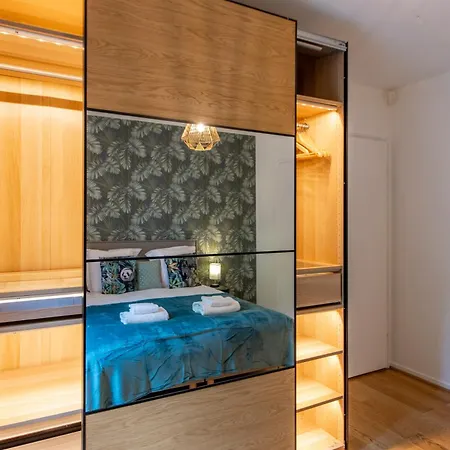 Apartment Stunning 3bedroom With Garden In Prestigious Area I Eiffel Tower Within 15 Minutes' Drive Issy-les-Moulineaux