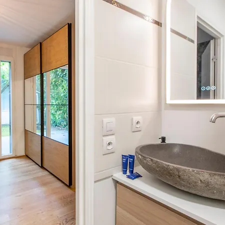 公寓 Stunning 3bedroom With Garden In Prestigious Area I Eiffel Tower Within 15 Minutes' Drive *