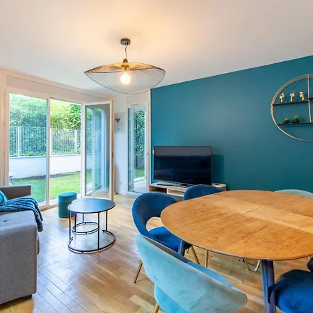 Stunning 3bedroom With Garden In Prestigious Area I Eiffel Tower Within 15 Minutes' Drive 公寓 *